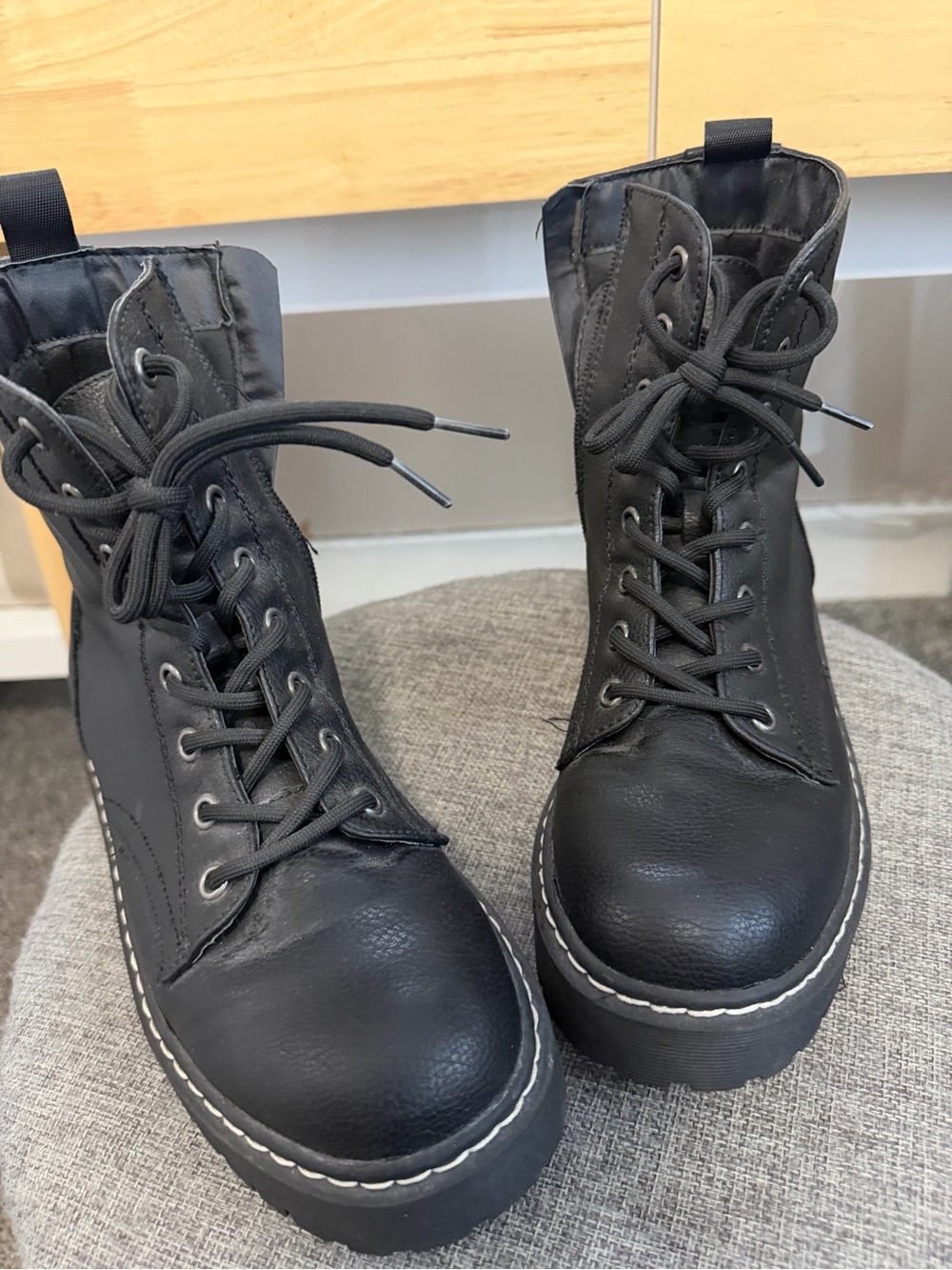 Black Women's Lace-Up Platform Combat Boots